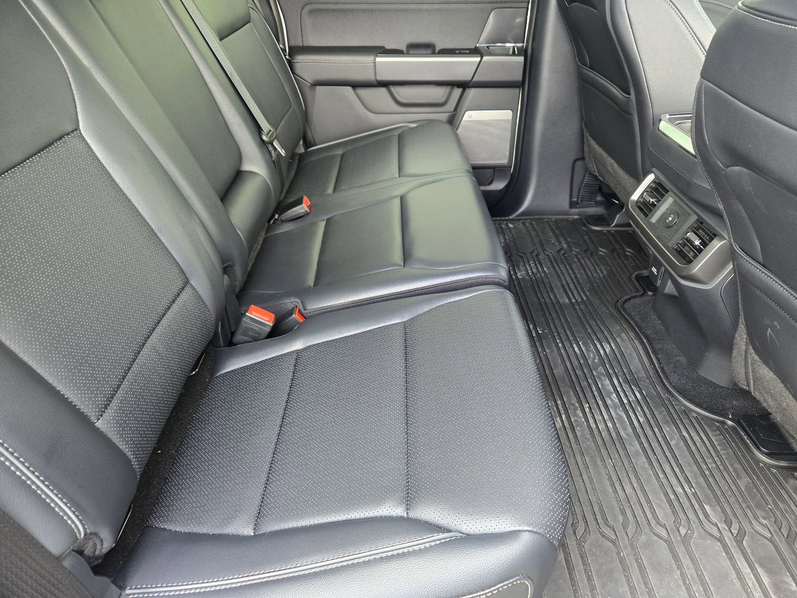 Used 2026 Ford F150 Lariat w/ FX4 Off-Road Package AWD/4WD image 31