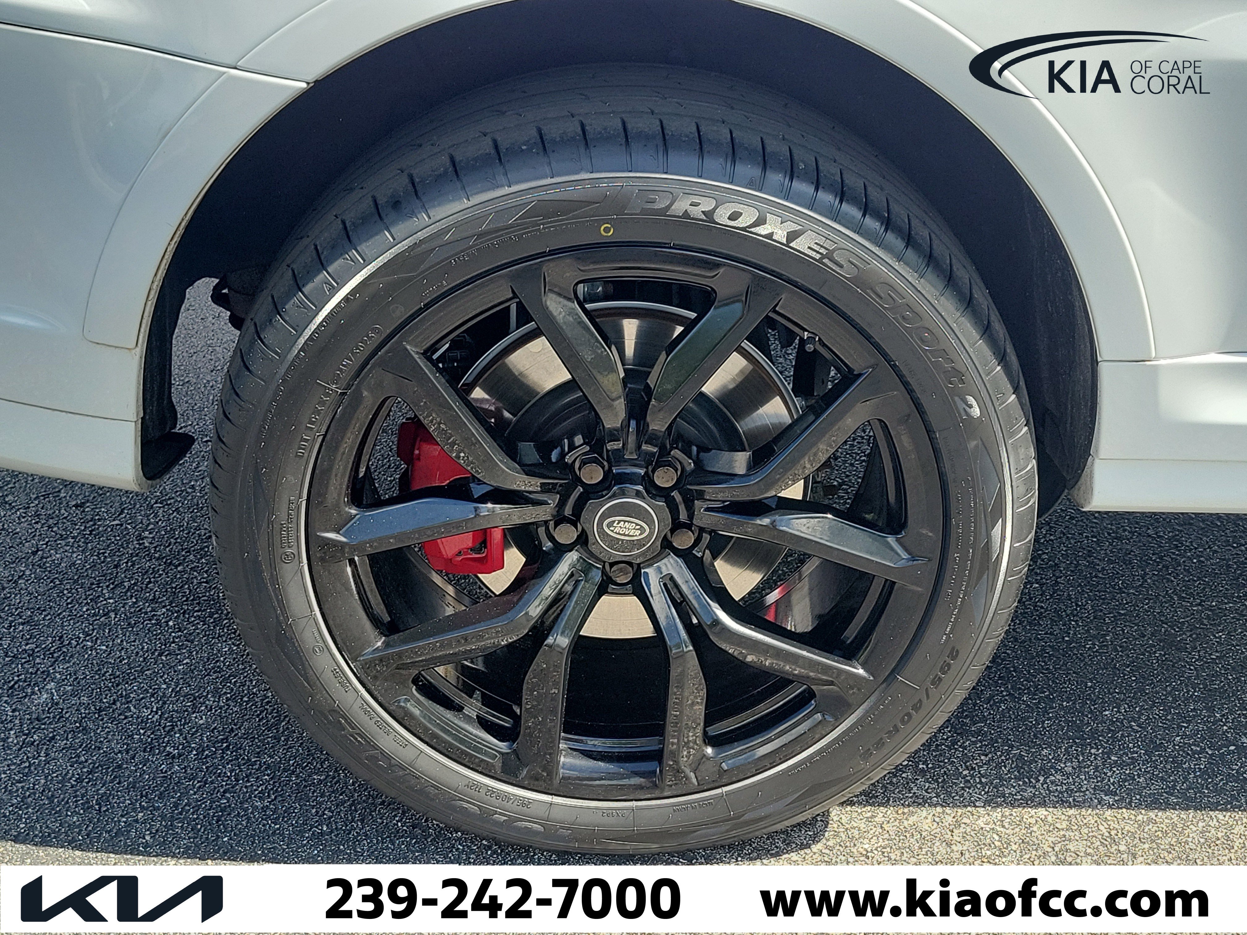 Used 2021 Land Rover Range Rover Sport SVR image 9