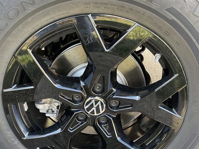 New 2026 Volkswagen Atlas Peak Edition image 12