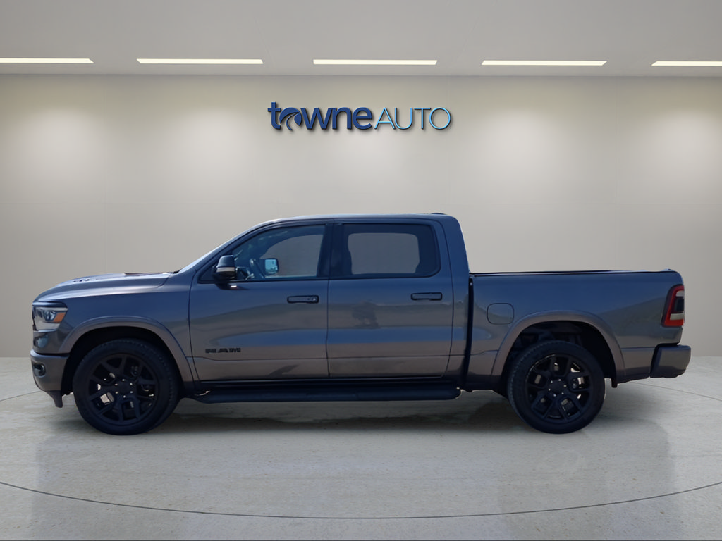 Used 2022 RAM 1500 Laramie AWD/4WD image 3