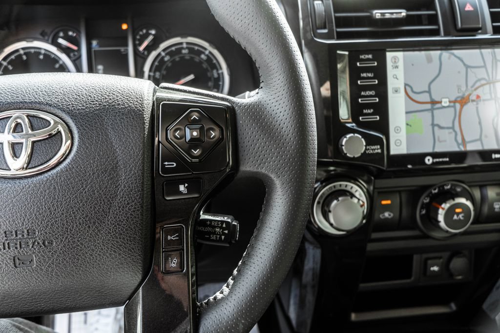 Used 2022 Toyota 4Runner TRD Off-Road Premium AWD/4WD image 24