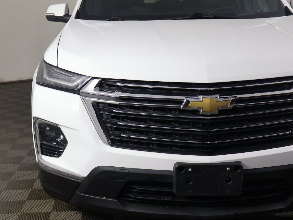Used 2023 Chevrolet Traverse LT image 13