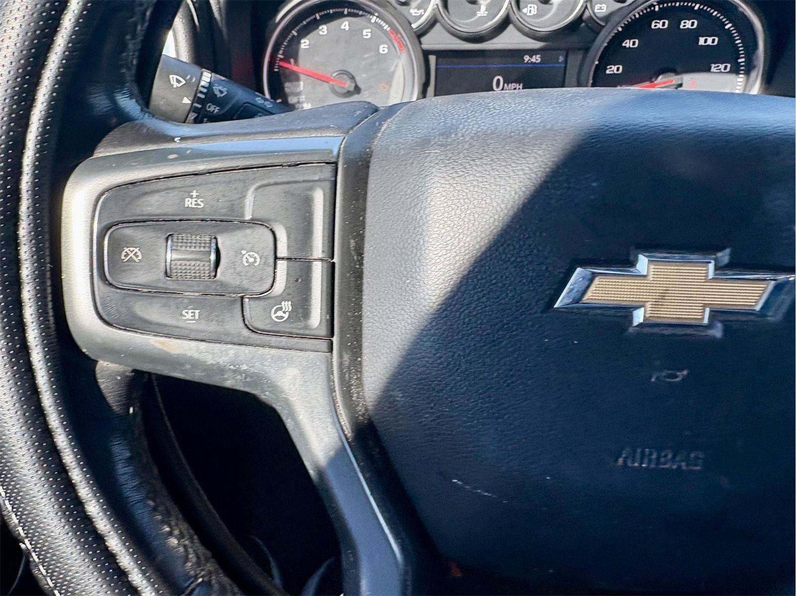 Used 2021 Chevrolet Silverado 1500 LT RWD image 16