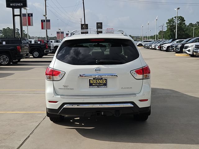Used 2015 Nissan Pathfinder Platinum FWD image 6