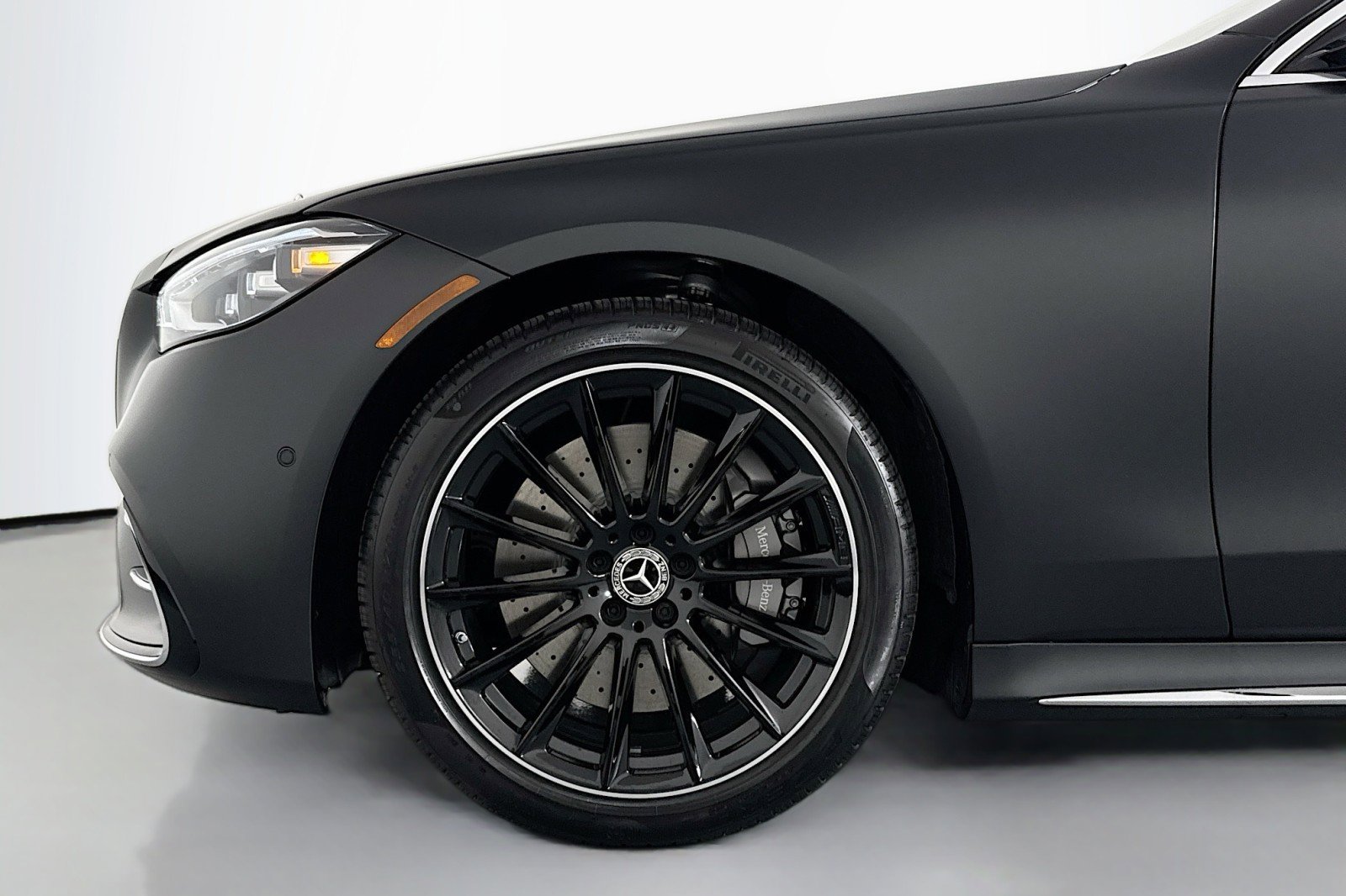 New 2026 Mercedes-Benz S 580 4MATIC Sedan image 9