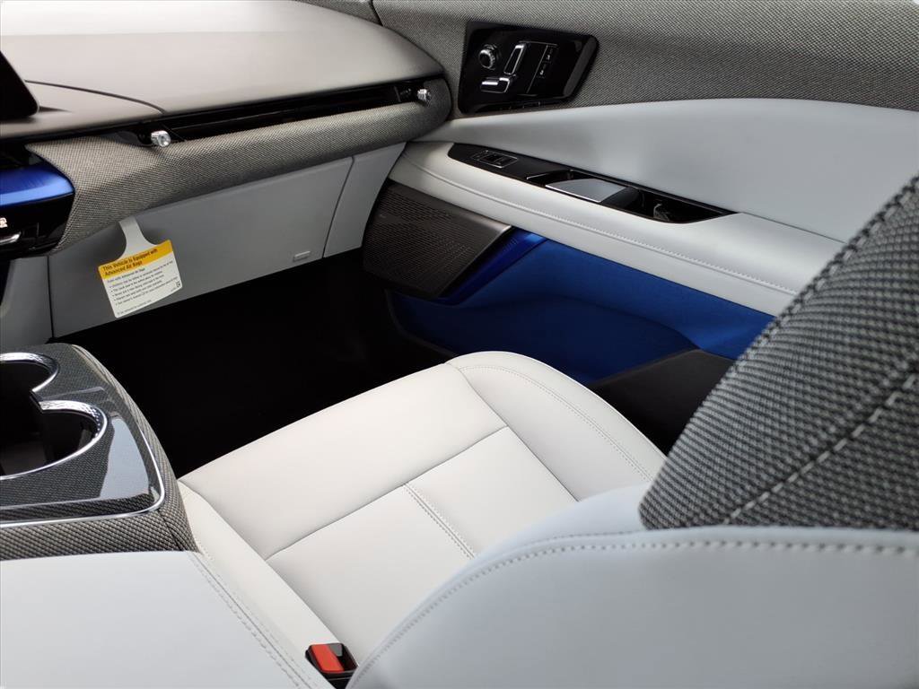 New 2026 Cadillac Optiq Luxury 1 image 10