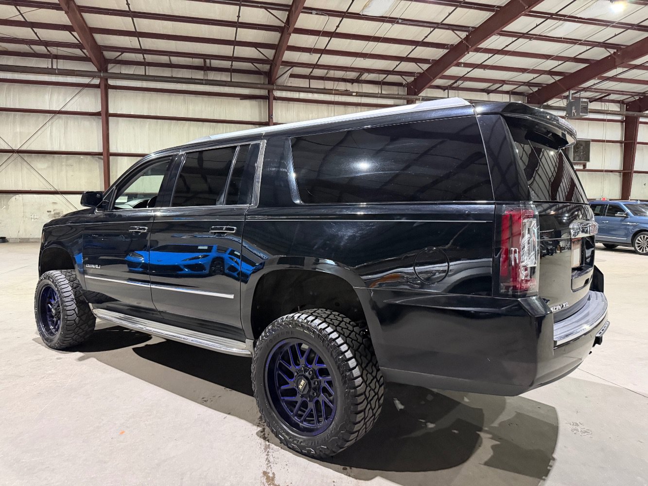Used 2015 GMC Yukon XL Denali w/ Touring Package RWD image 7
