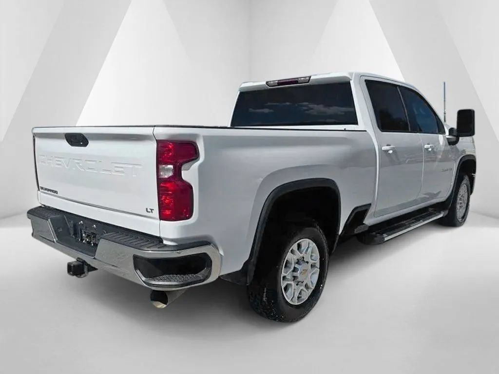 Used 2025 Chevrolet Silverado 2500 LT AWD/4WD image 7