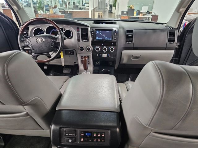 Used 2013 Toyota Sequoia Platinum image 9
