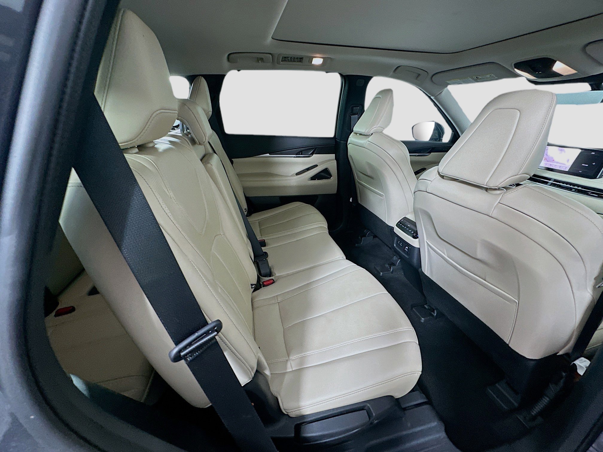 Used 2023 INFINITI QX60 Sensory w/ Vision Package image 29