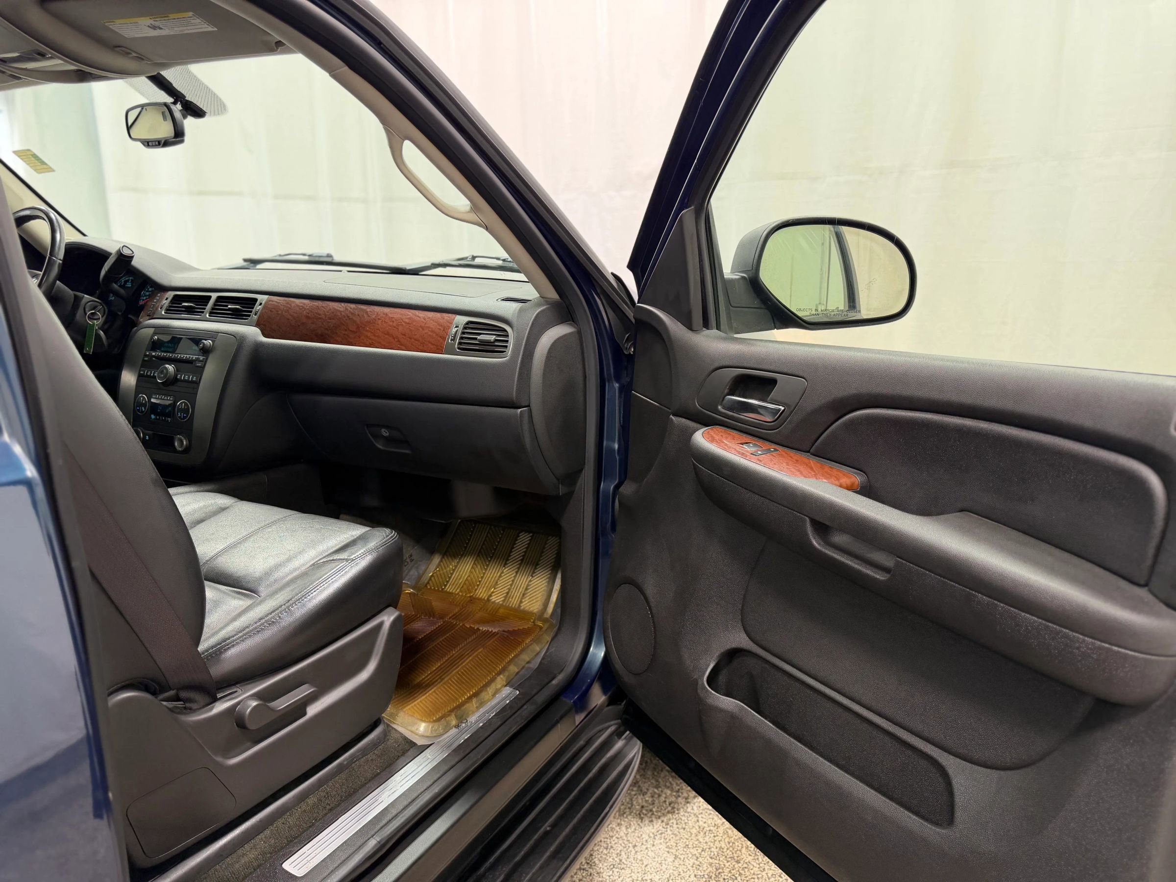 Used 2007 GMC Yukon SLT w/ SLT Preferred Equipment Group AWD/4WD image 21