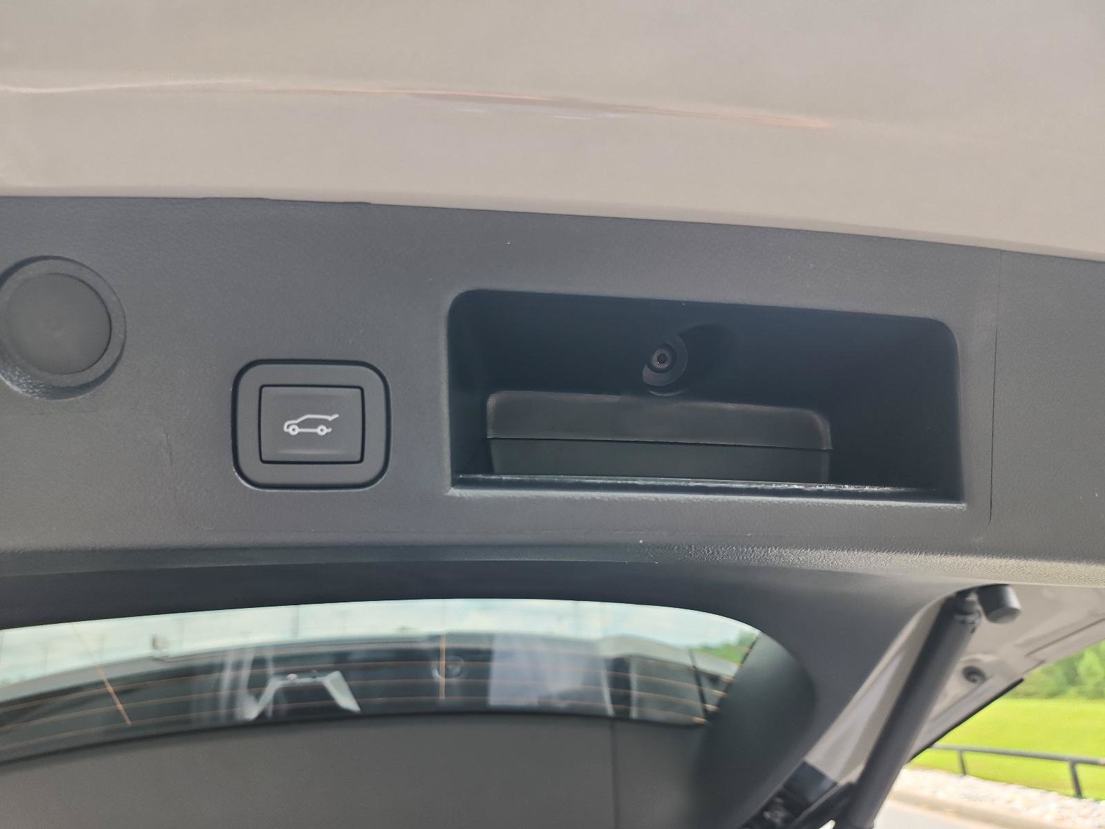 New 2026 GMC Terrain Elevation w/ Elevation Premium Package FWD image 7