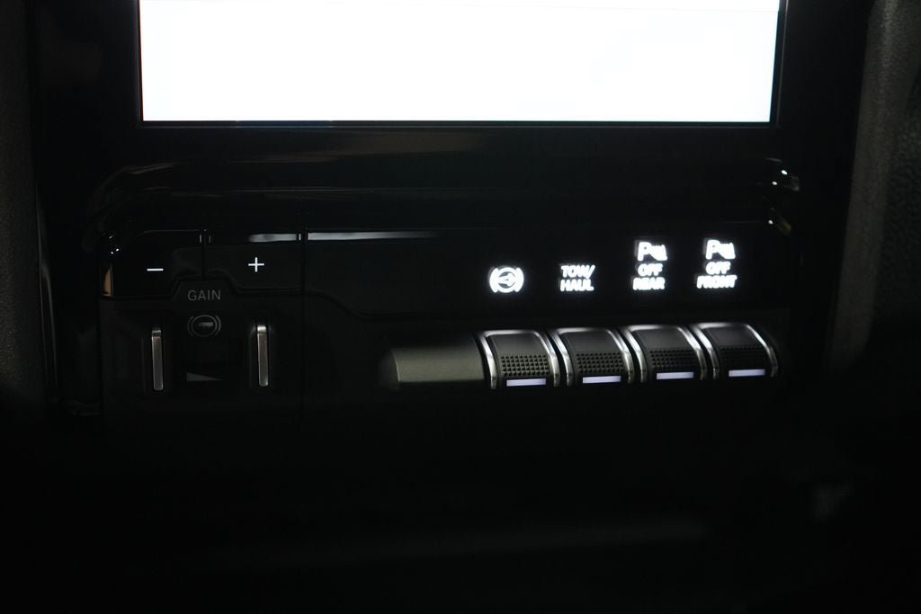 New 2026 RAM 3500 Tradesman AWD/4WD image 17