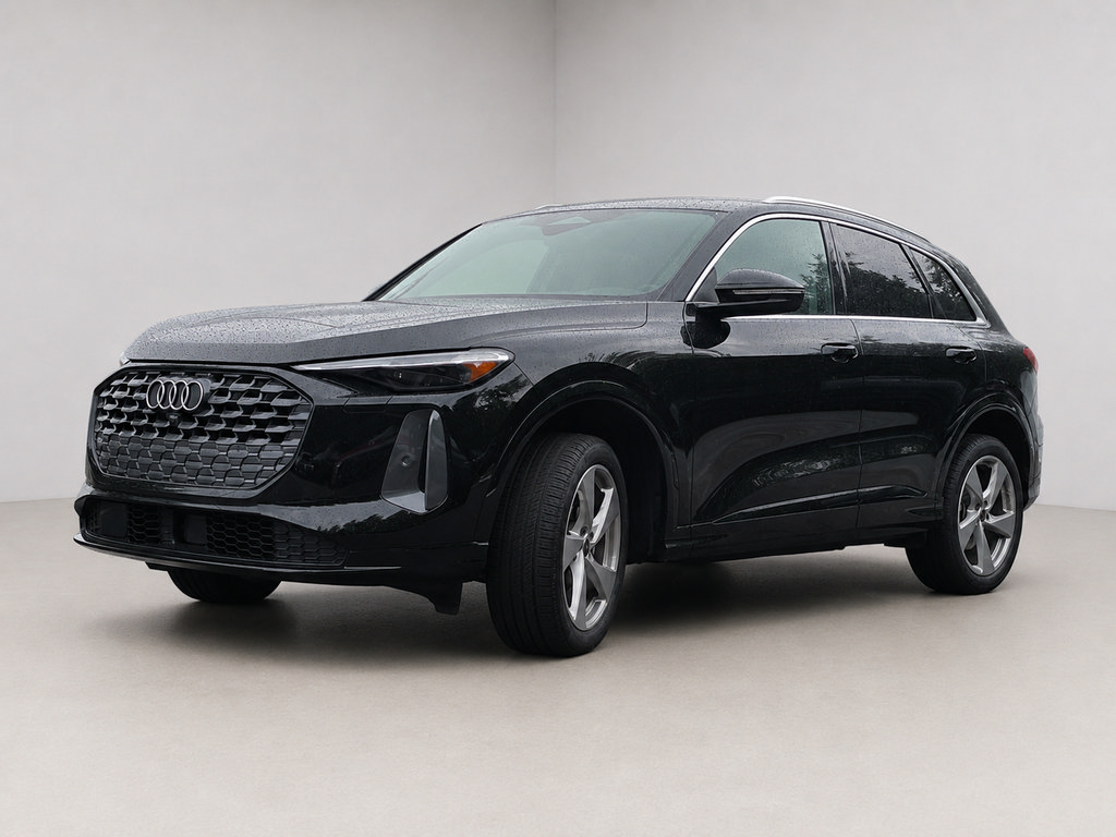 Certified 2025 Audi Q5 Premium w/ Premium Plus AWD/4WD image 3