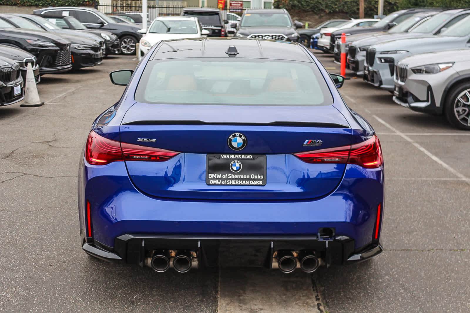 New 2026 BMW M4 xDrive Competition w/ Carbon Package AWD/4WD image 9