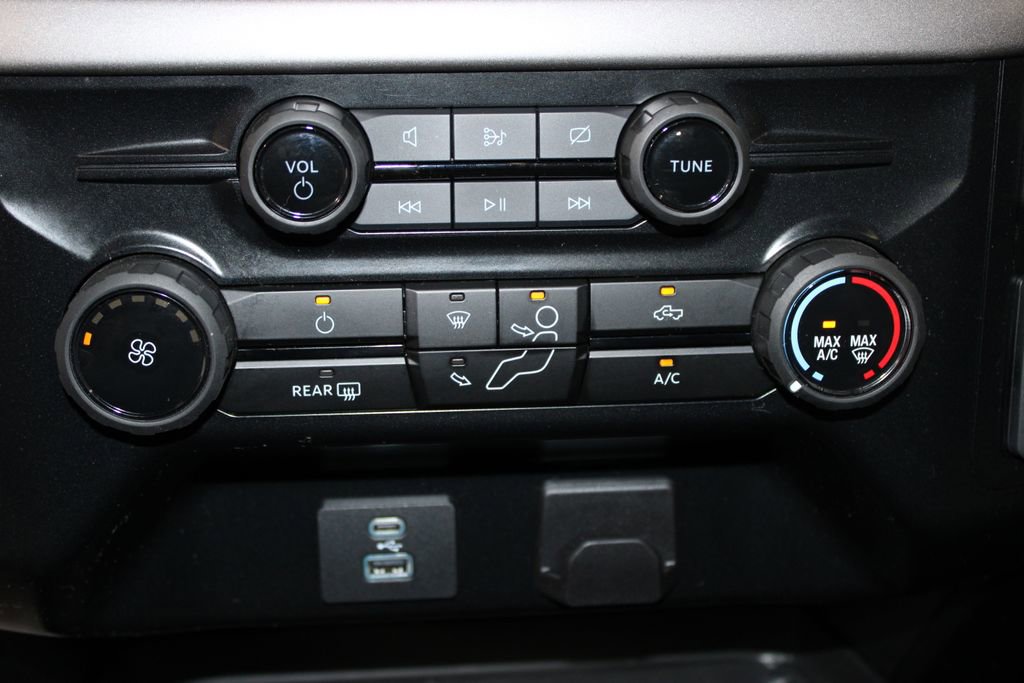 Used 2024 Ford F150 XL image 39