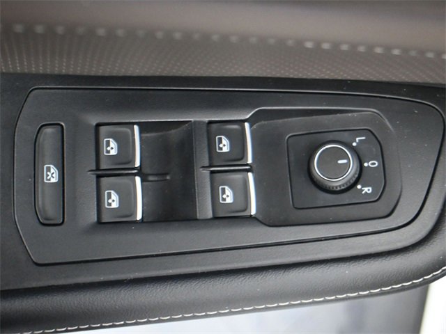 Used 2024 Volkswagen Atlas SEL image 12