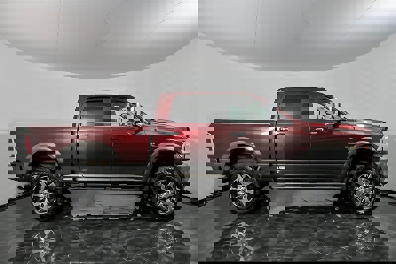 Used 2018 RAM 3500 Laramie Longhorn w/ Longhorn Southfork Package image 12