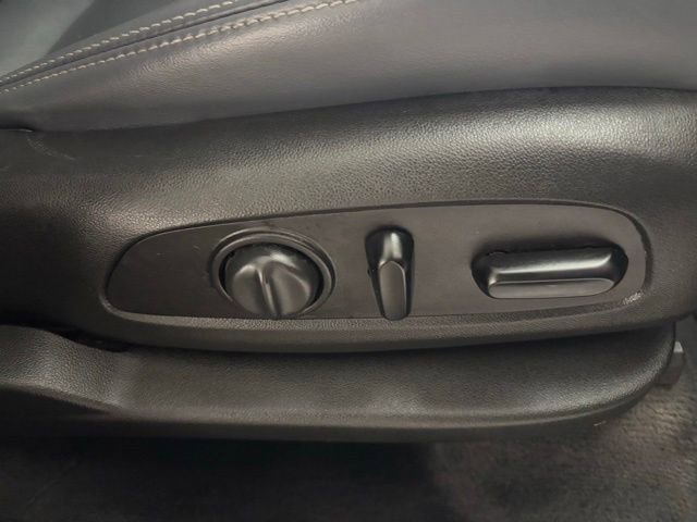 Used 2020 Buick Enclave Essence image 22