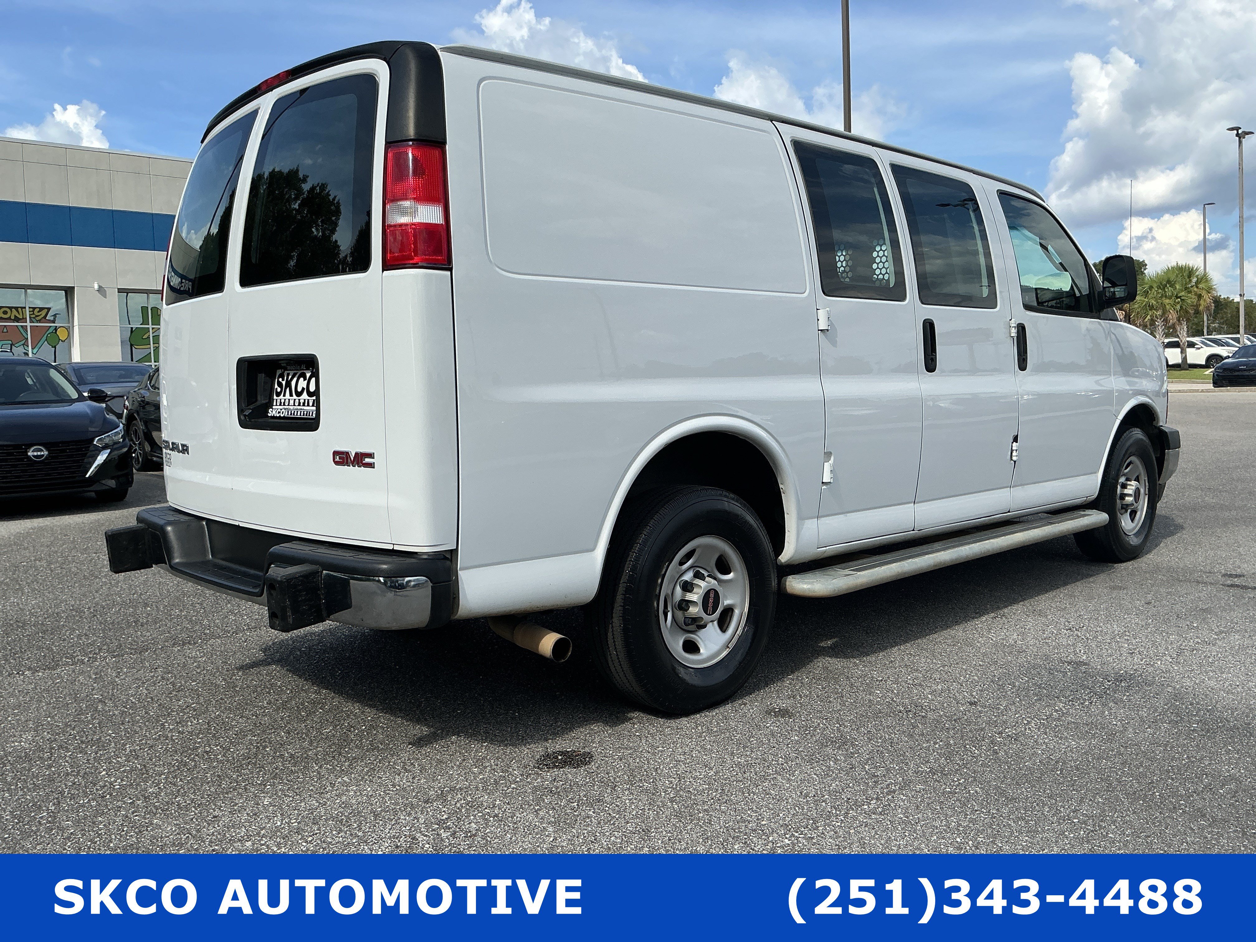 Used 2022 GMC Savana 2500 w/ Driver Convenience Package RWD image 6