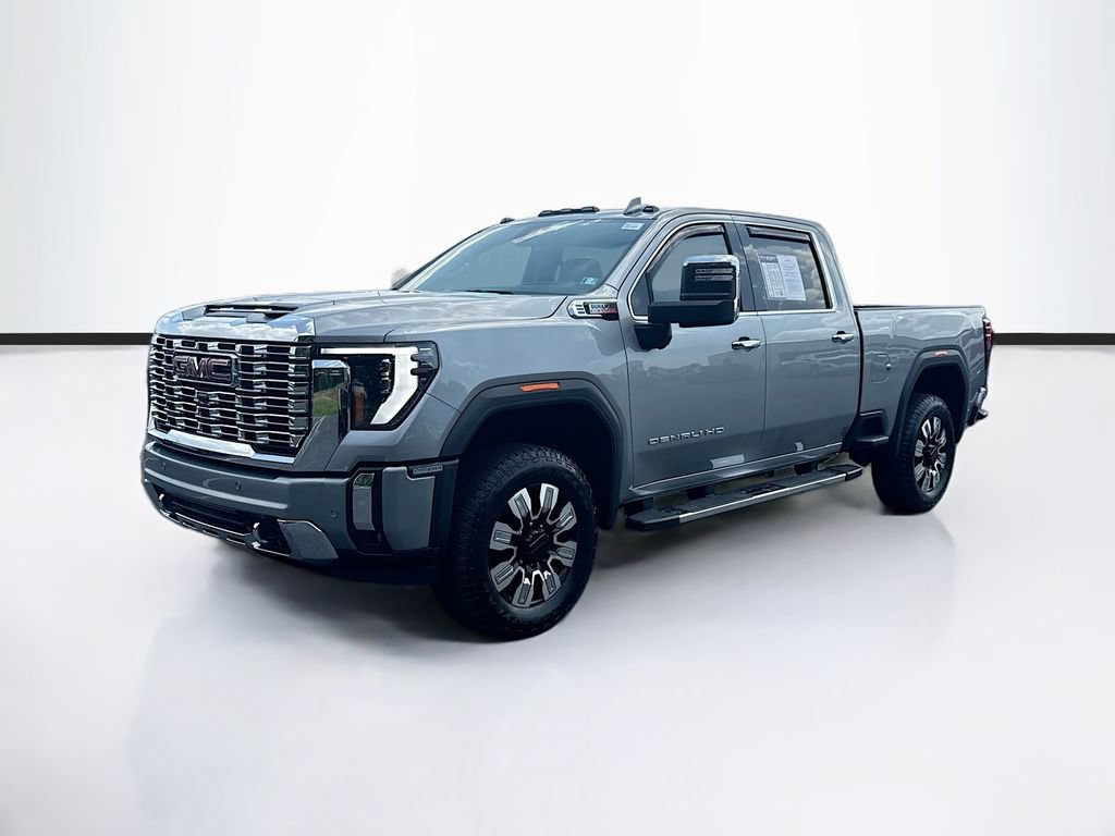 Used 2025 GMC Sierra 2500 Denali w/ Denali Reserve Package AWD/4WD image 3
