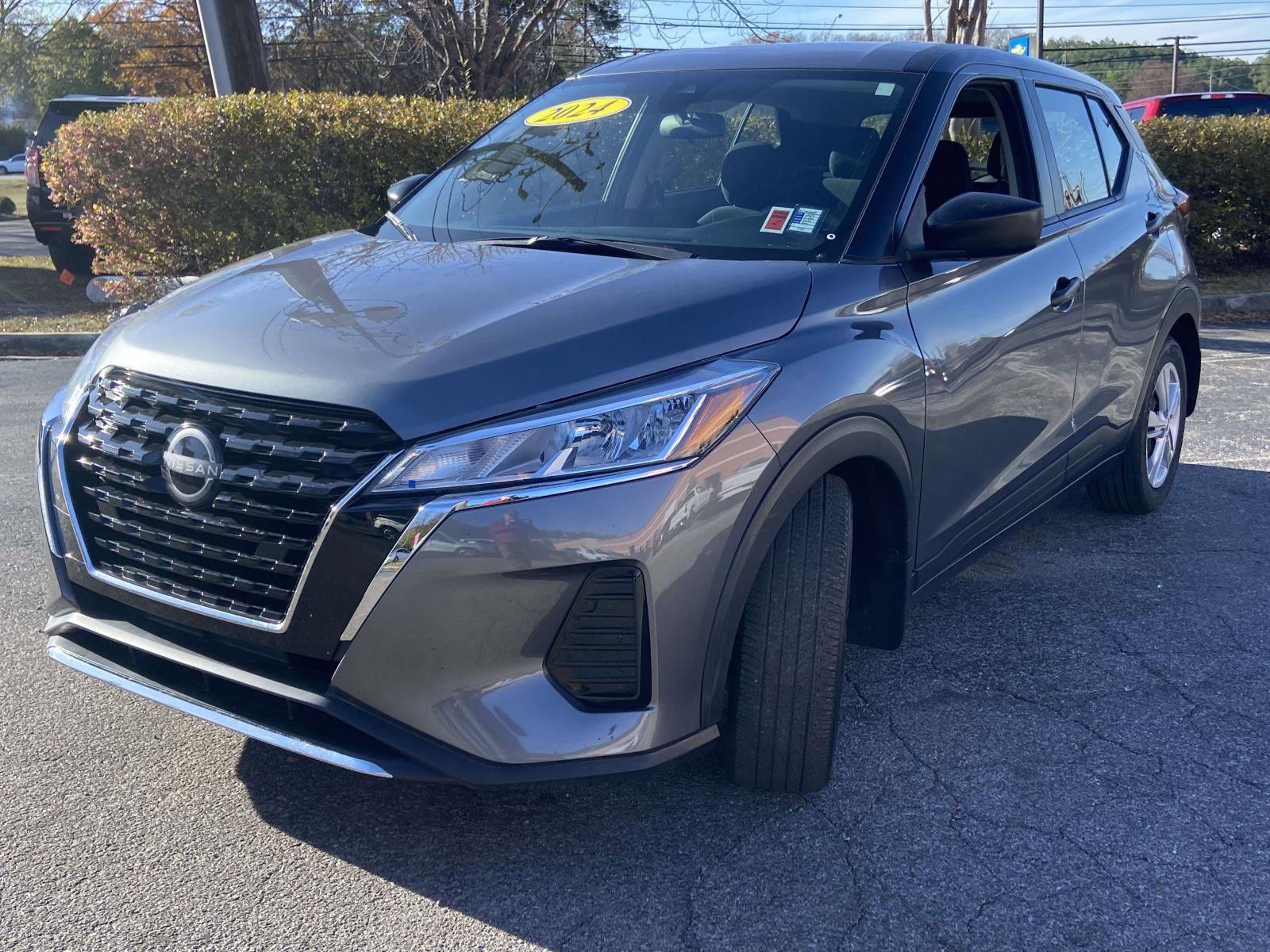 Used 2024 Nissan Kicks S image 23