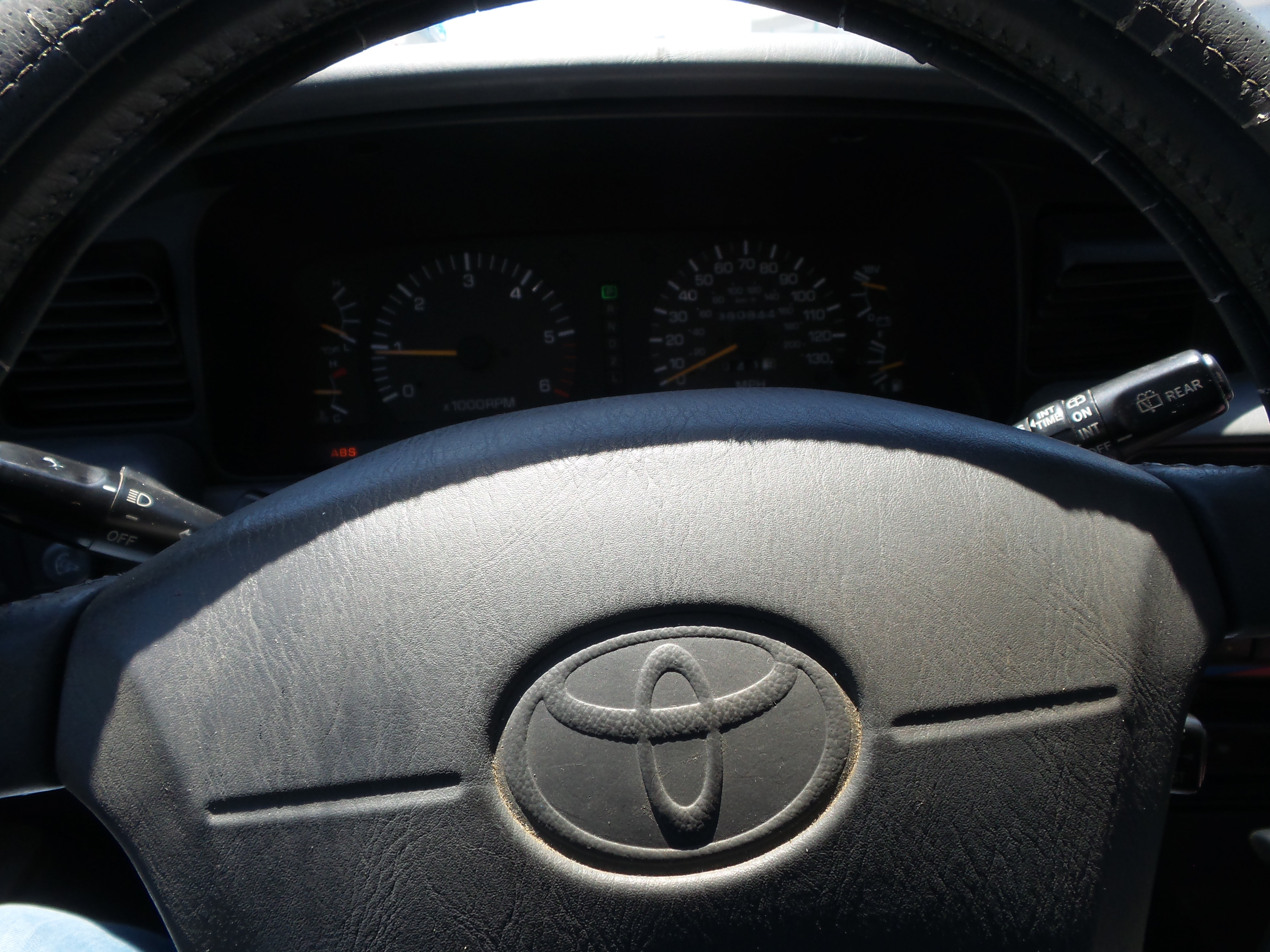 Used 1997 Toyota Land Cruiser w/ Leather Trim Pkg AWD/4WD image 59