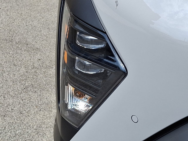 New 2027 Hyundai Kona Limited AWD/4WD image 9