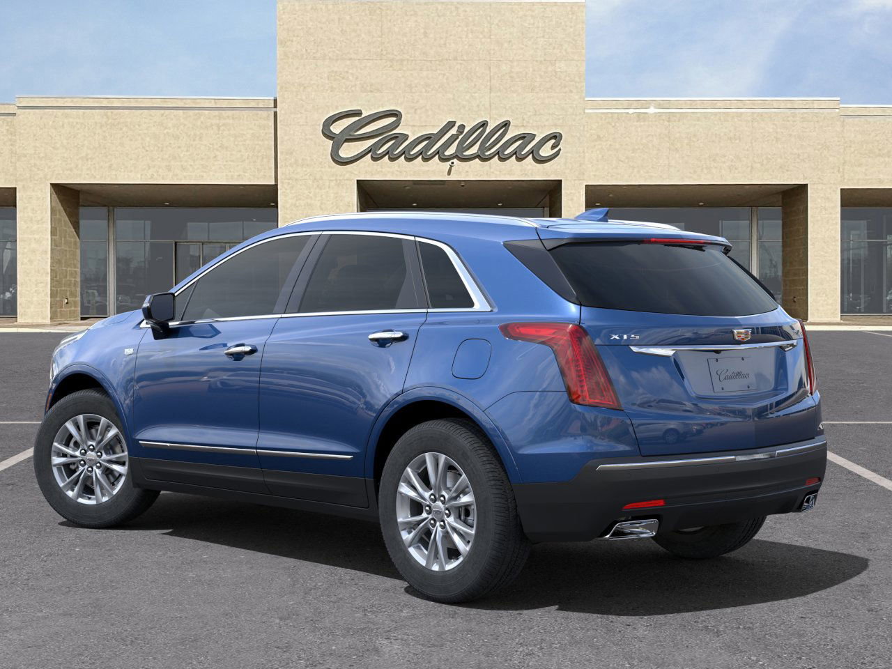 New 2025 Cadillac XT5 Luxury image 3