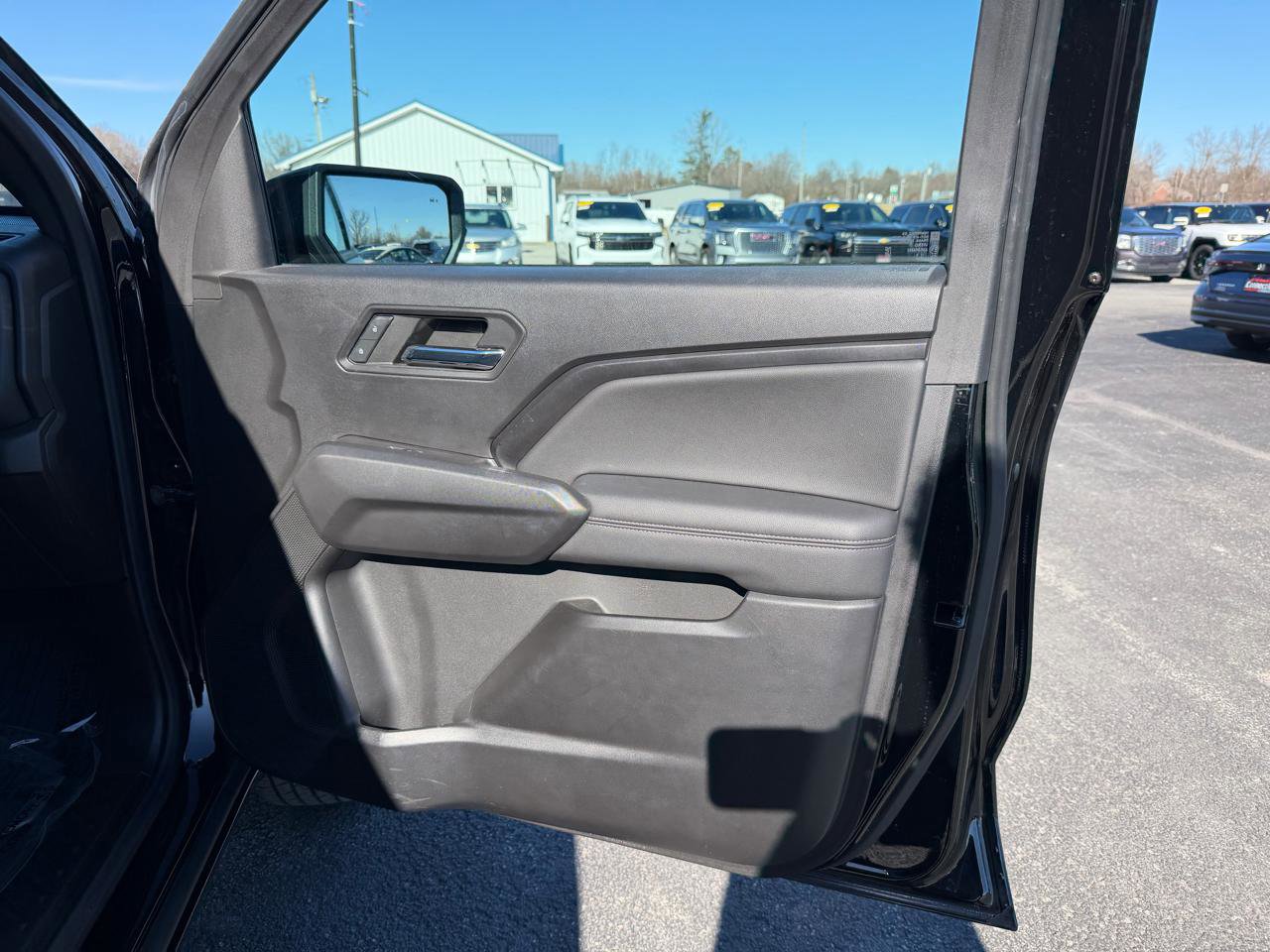 Used 2023 Chevrolet Colorado LT w/ LT Convenience Package image 20