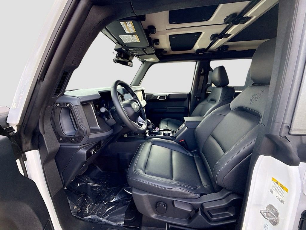 New 2025 Ford Bronco Badlands w/ Sasquatch Package image 17