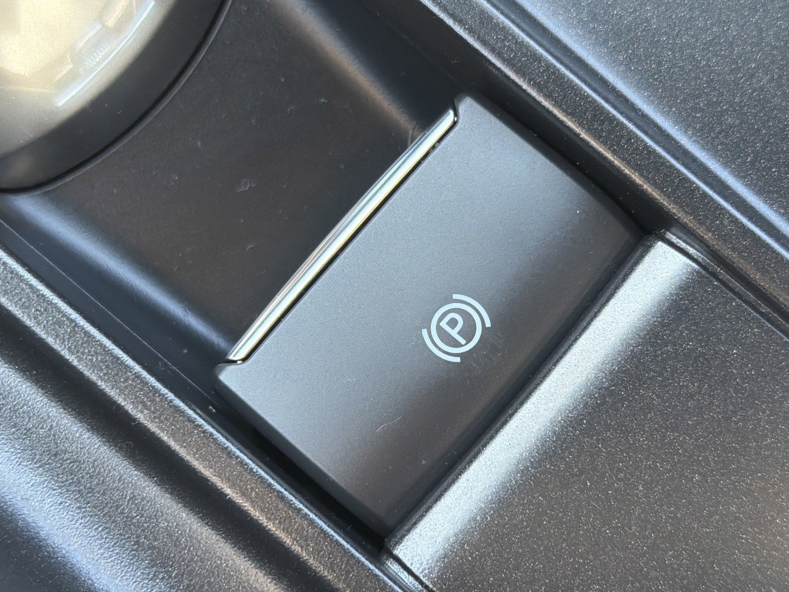 Used 2025 Ford Explorer ST-Line image 29