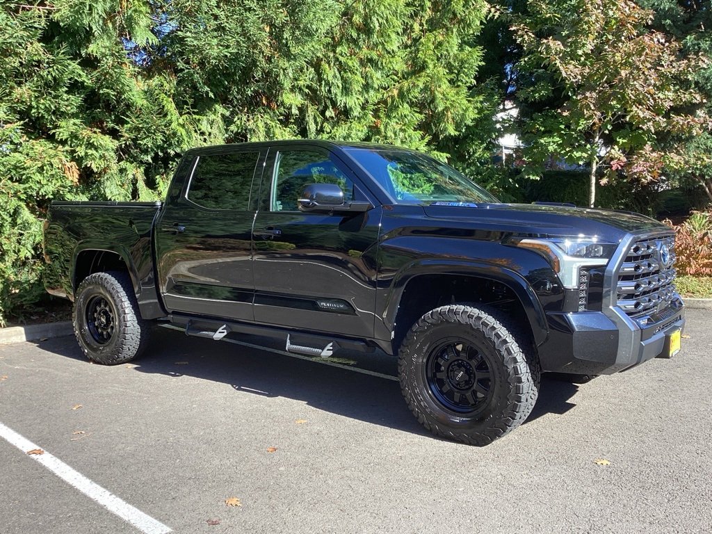 Used 2023 Toyota Tundra Platinum image 12