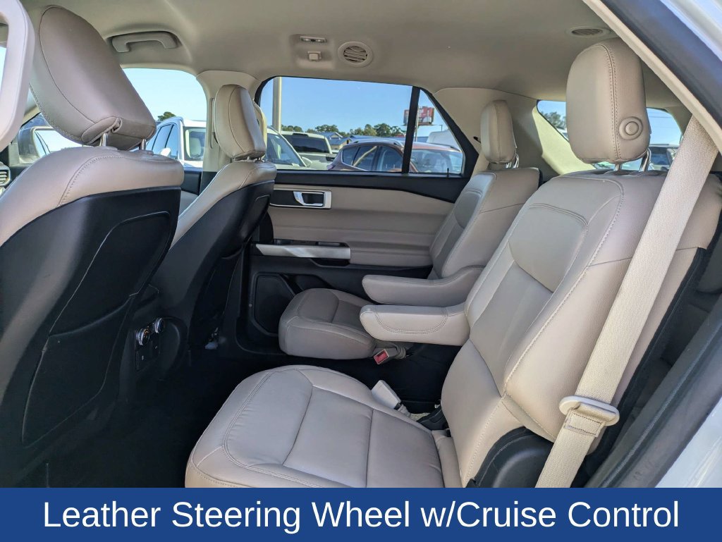 Used 2020 Ford Explorer XLT w/ Equipment Group 202A RWD image 16