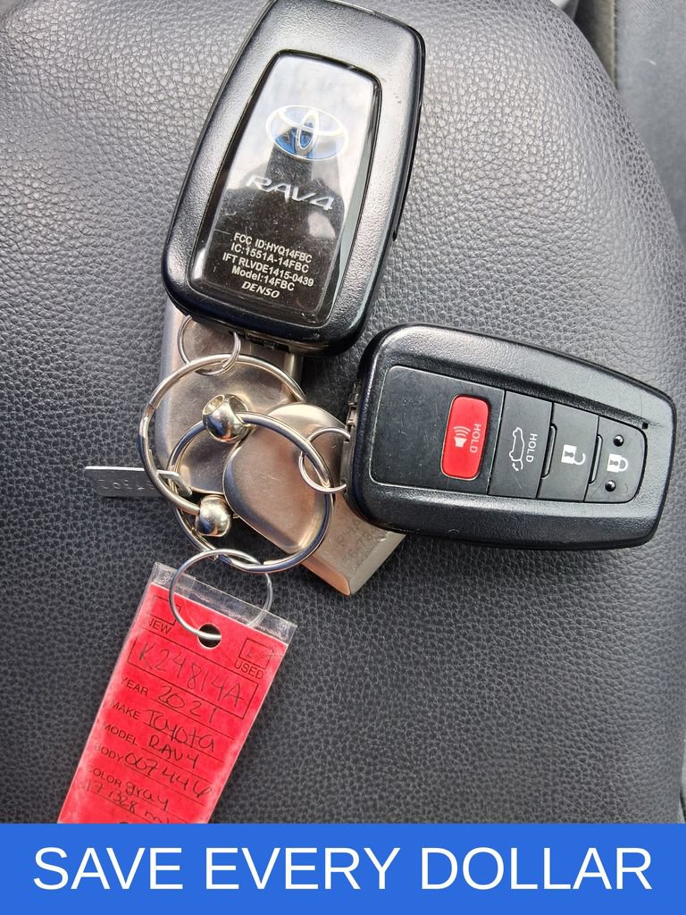 Used 2021 Toyota RAV4 XLE w/ Convenience Package AWD/4WD image 20
