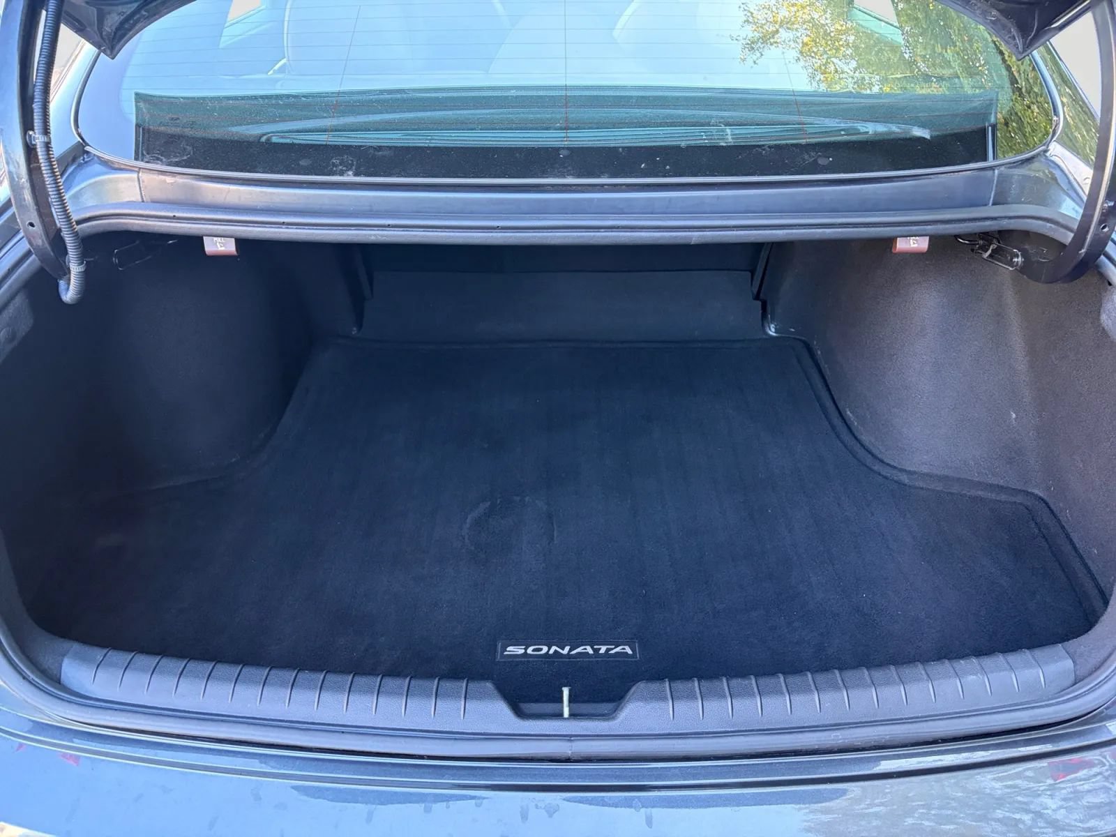 Used 2020 Hyundai Sonata Limited FWD image 16