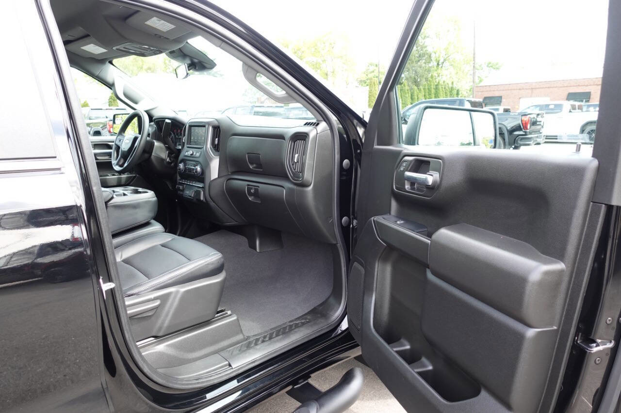 Used 2023 Chevrolet Silverado 1500 Custom w/ LPO, Dark Essentials Package AWD/4WD image 26