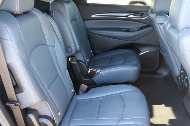 Used 2024 Buick Enclave Premium image 19