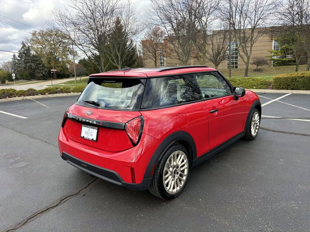 Certified 2025 MINI Cooper S image 7