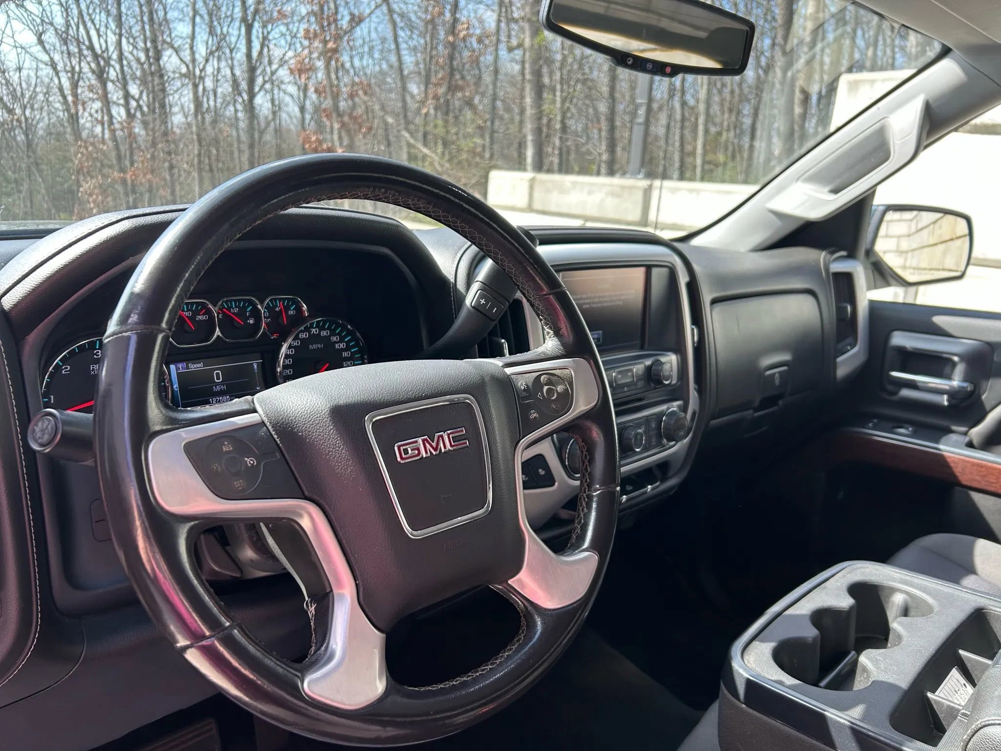 Used 2018 GMC Sierra 1500 SLE w/ SLE Value Package image 3