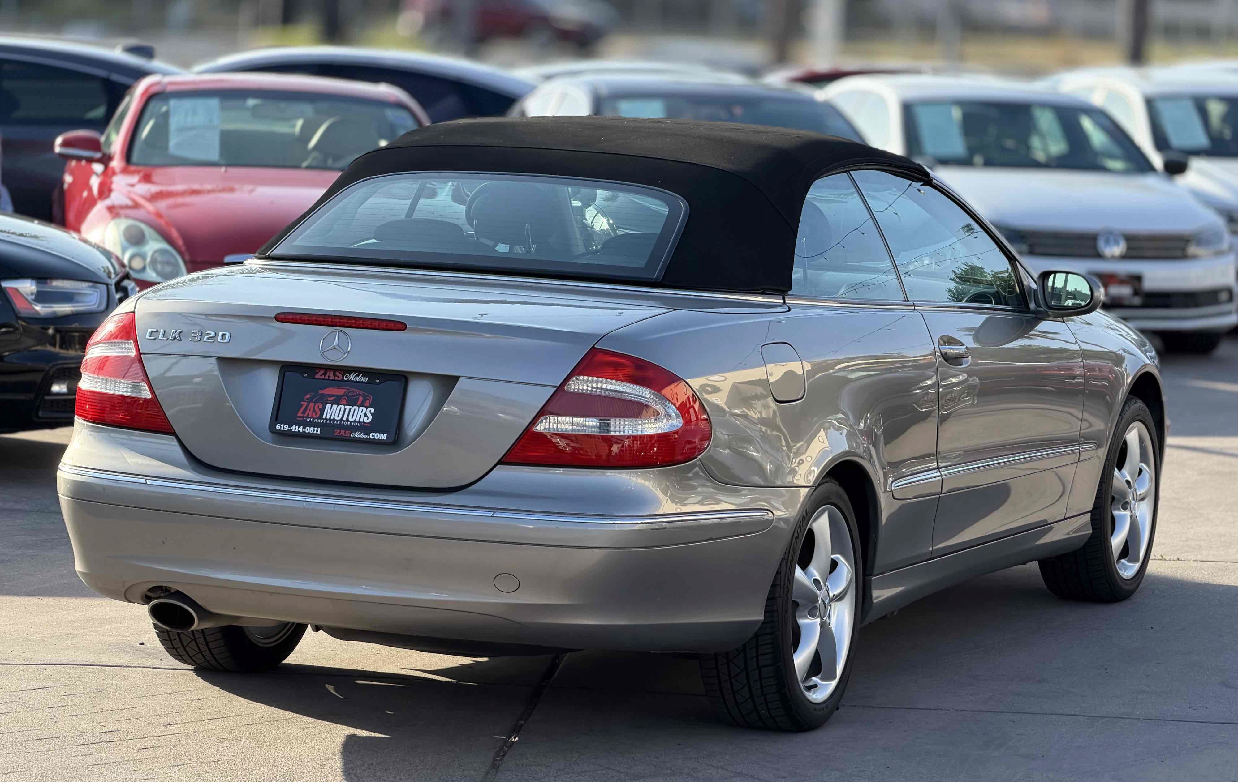 Used 2005 Mercedes-Benz CLK 320 Cabriolet image 6