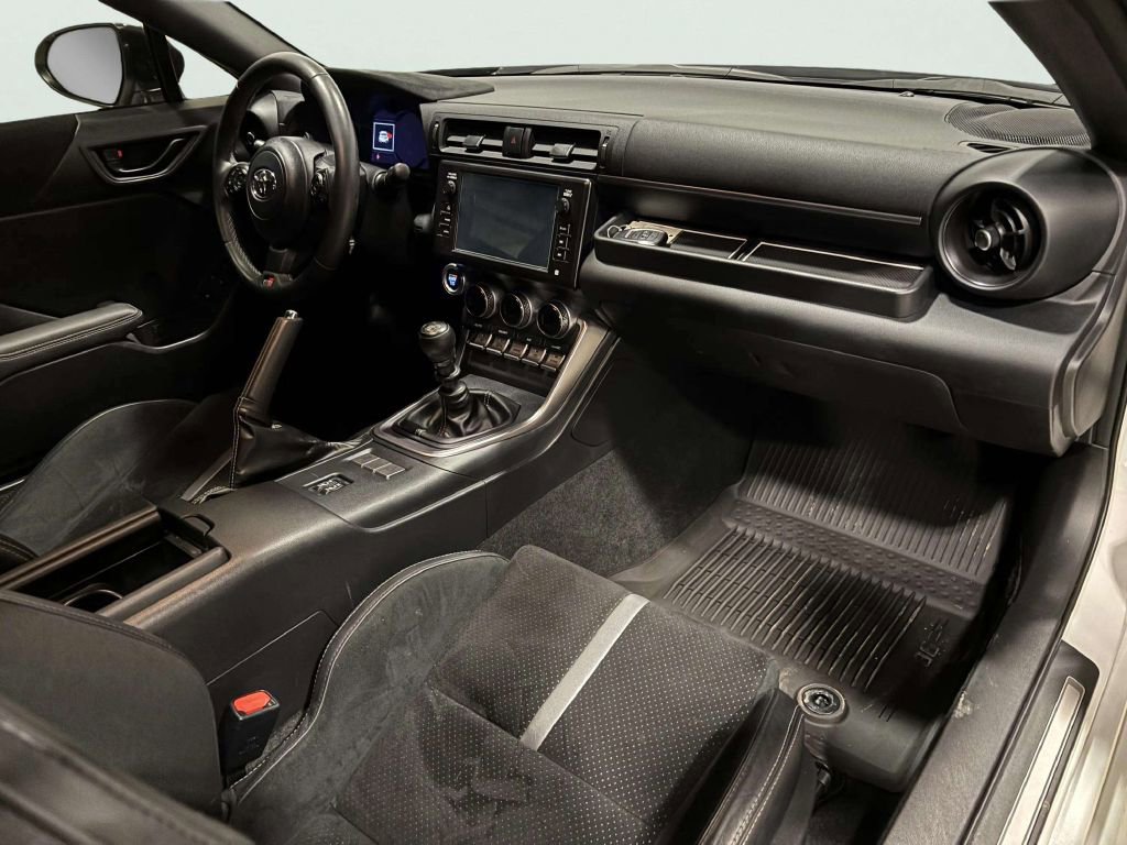 Used 2023 Toyota GR86 Premium image 20