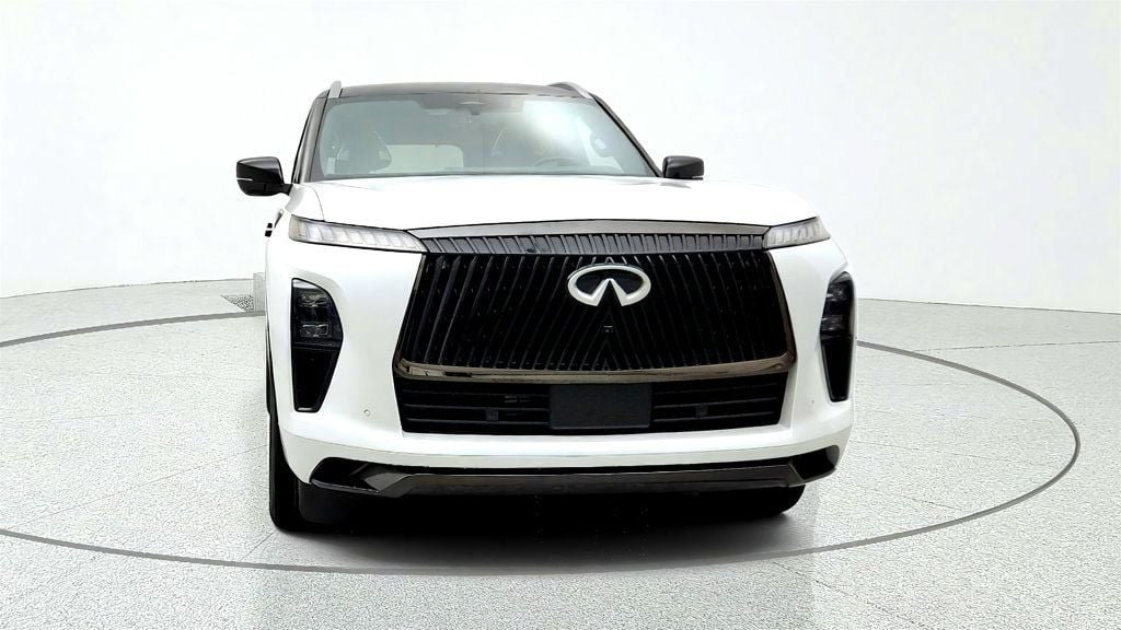 Used 2025 INFINITI QX80 Autograph AWD/4WD image 2