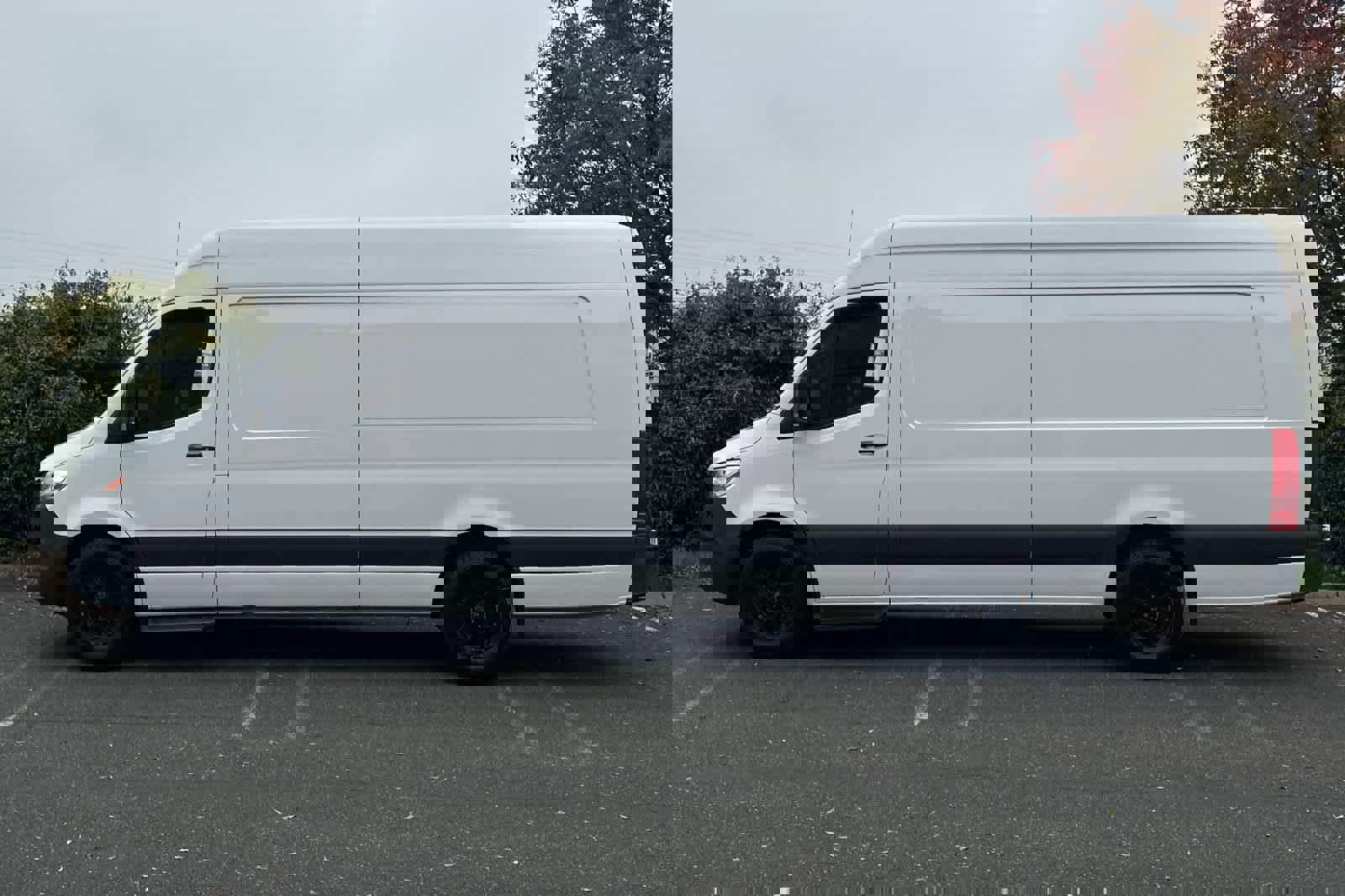 Used 2023 Mercedes-Benz Sprinter 2500 image 6