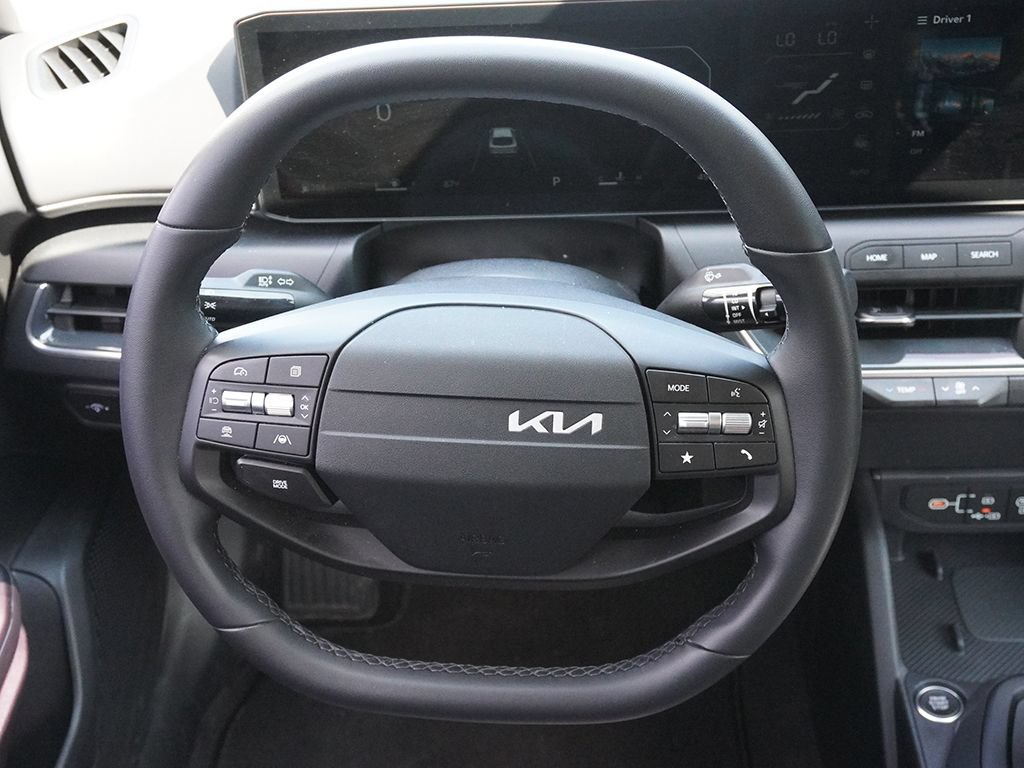Certified 2025 Kia K4 EX FWD image 37