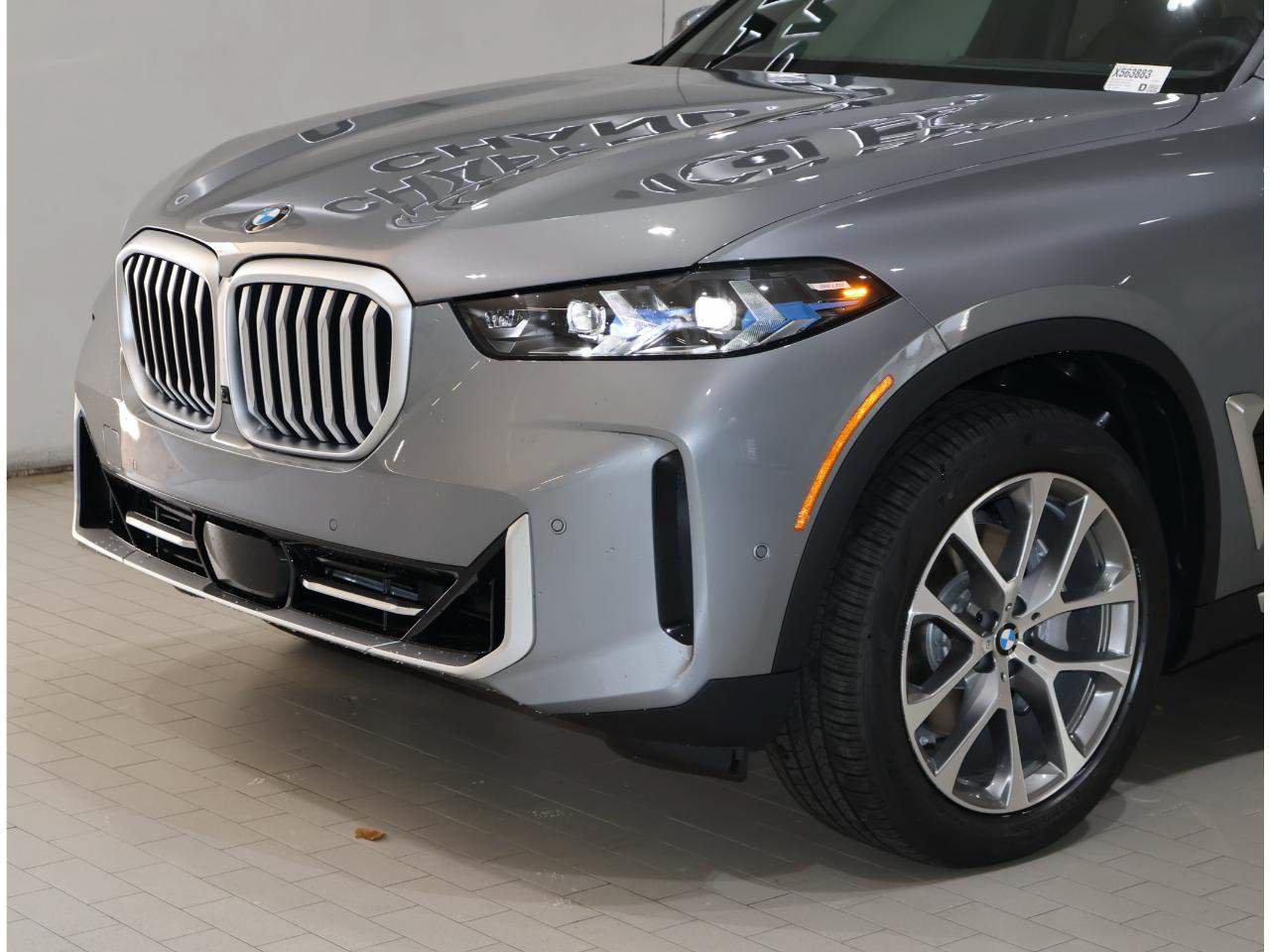 Used 2026 BMW X5 sDrive40i w/ Premium Package RWD image 2