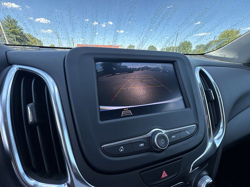 Used 2021 Chevrolet Equinox LT image 14