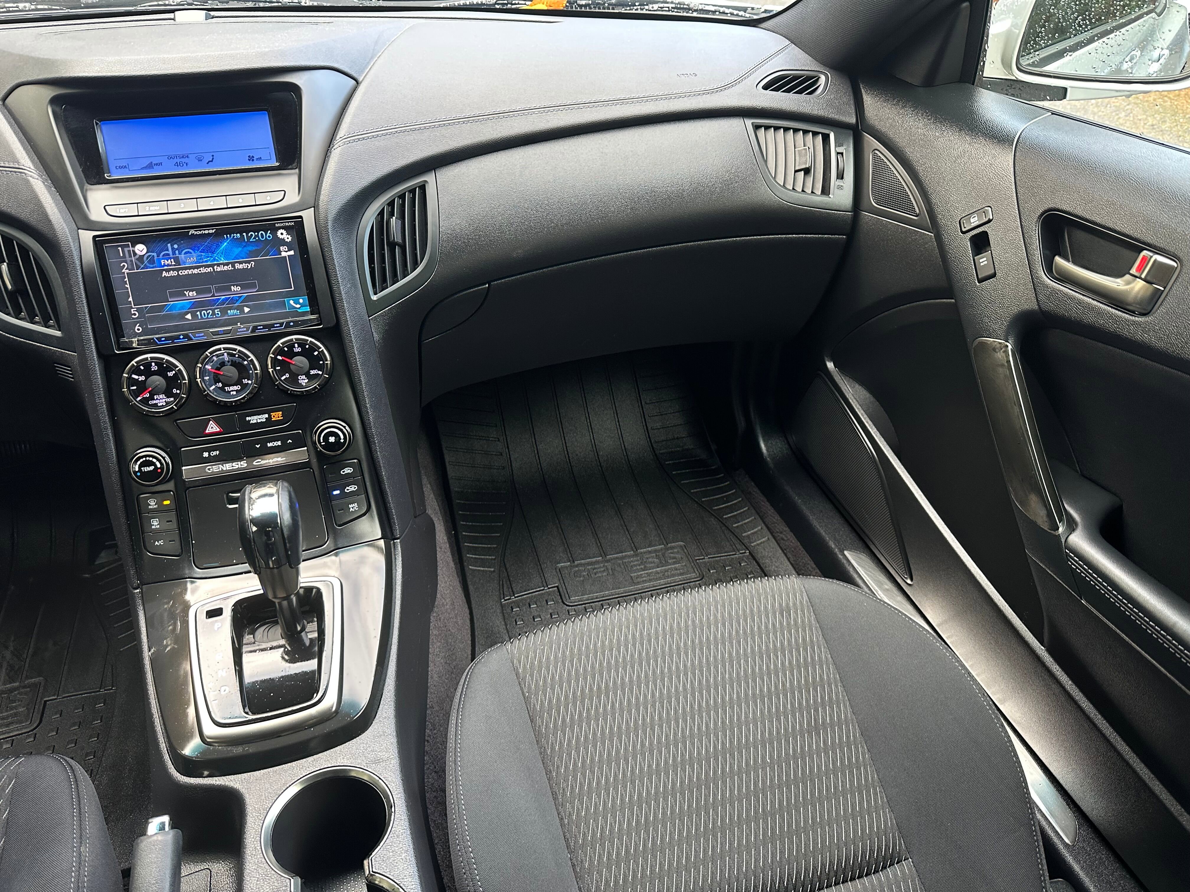 Used 2013 Hyundai Genesis 2.0T image 16