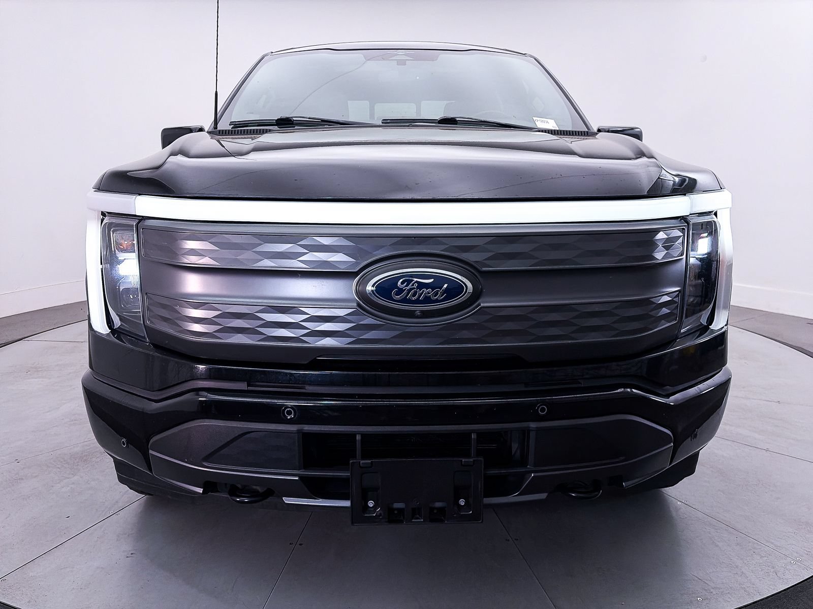 Used 2023 Ford F150 Lightning Lariat w/ Equipment Group 511A High AWD/4WD image 14