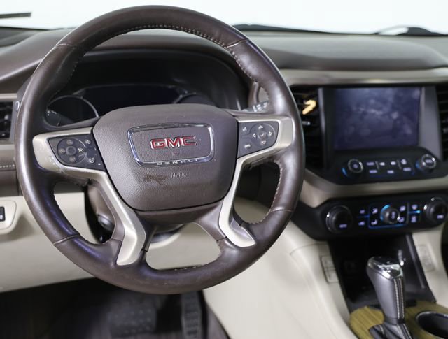 Used 2018 GMC Acadia Denali w/ Technology Package image 5